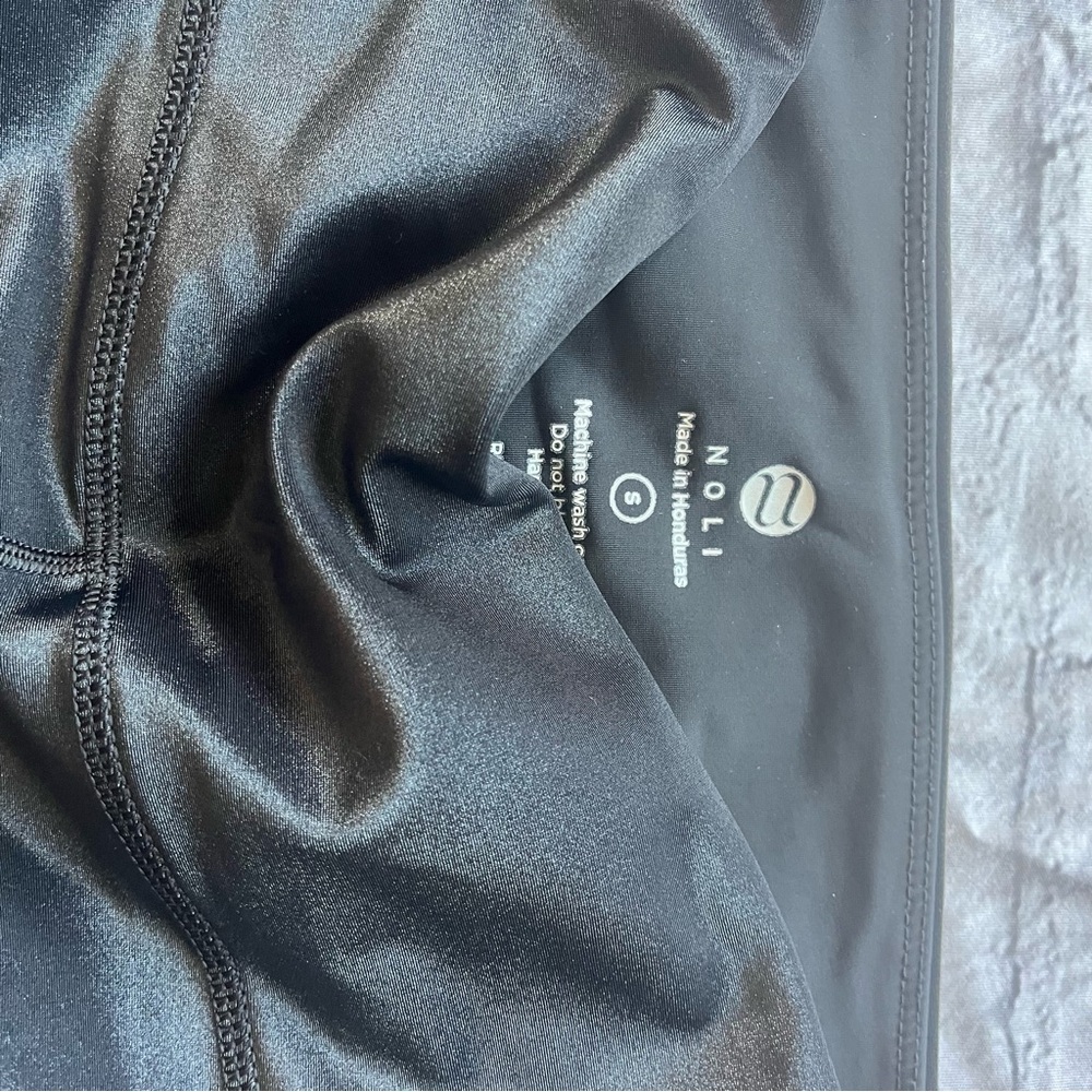 Noli Liquid Black Leggings - Picture 3 of 6